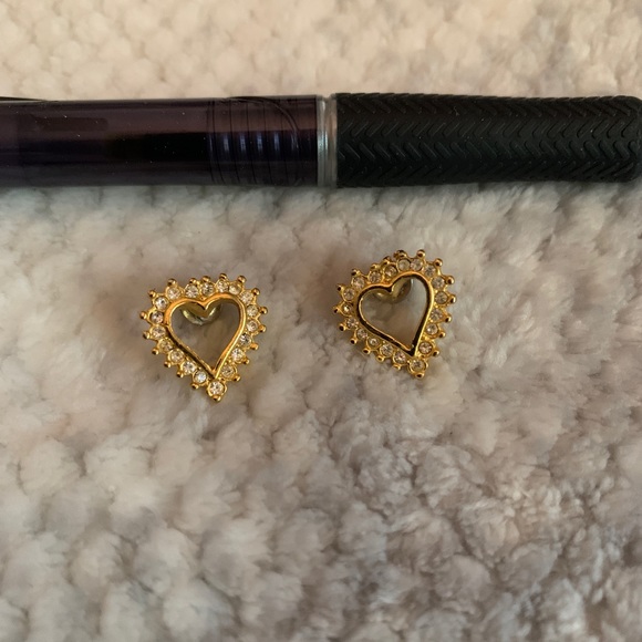 Bundle of earrings from Buckle - Picture 7 of 11